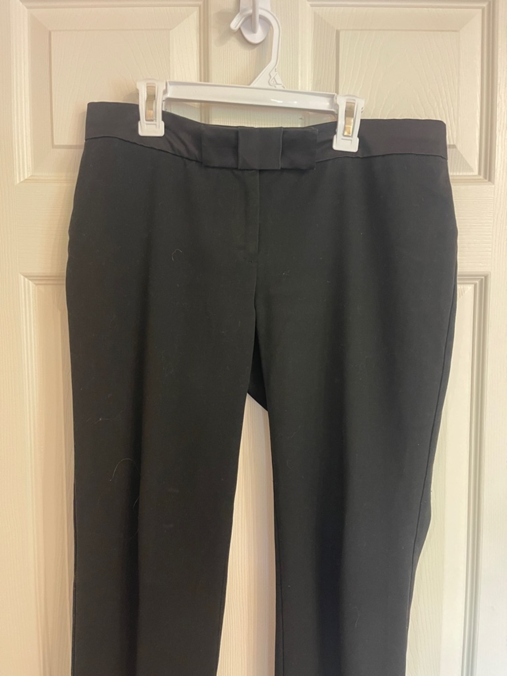 Ann Taylor Black Tailored Dress Trousers Bow front waistband.